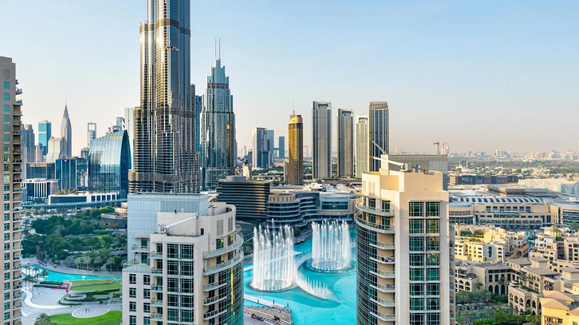 Lavish 2 Bedroom I Burj Khalifa & Fountain Views I Free Gym, Pool, Parking, Wi-Fi And Ps5 I By Skyline Serenity دبي