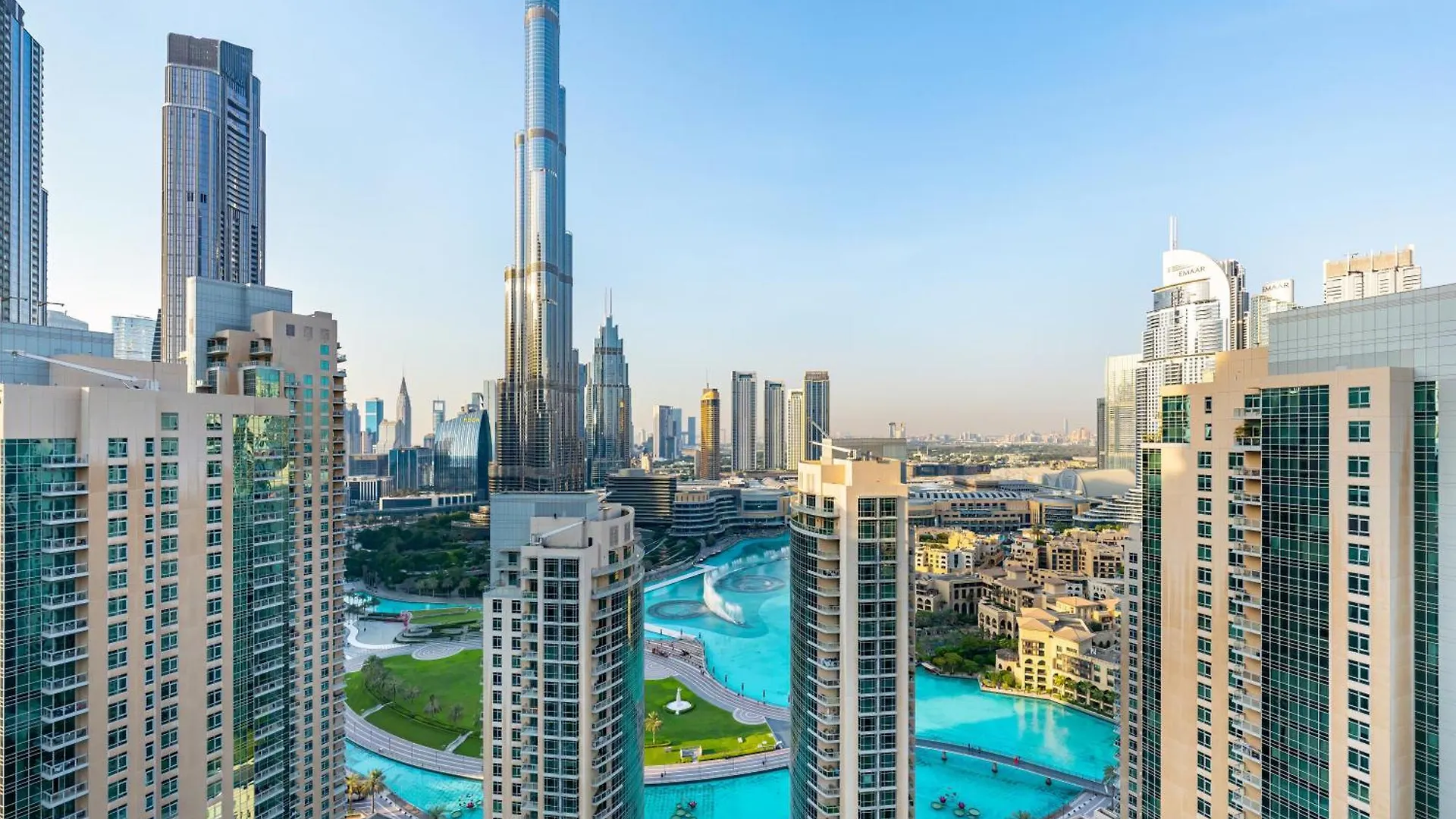 Lavish 2 Bedroom I Burj Khalifa & Fountain Views I Free Gym, Pool, Parking, Wi-Fi And Ps5 I By Skyline Serenity دبي الإمارات العربية المتحدة